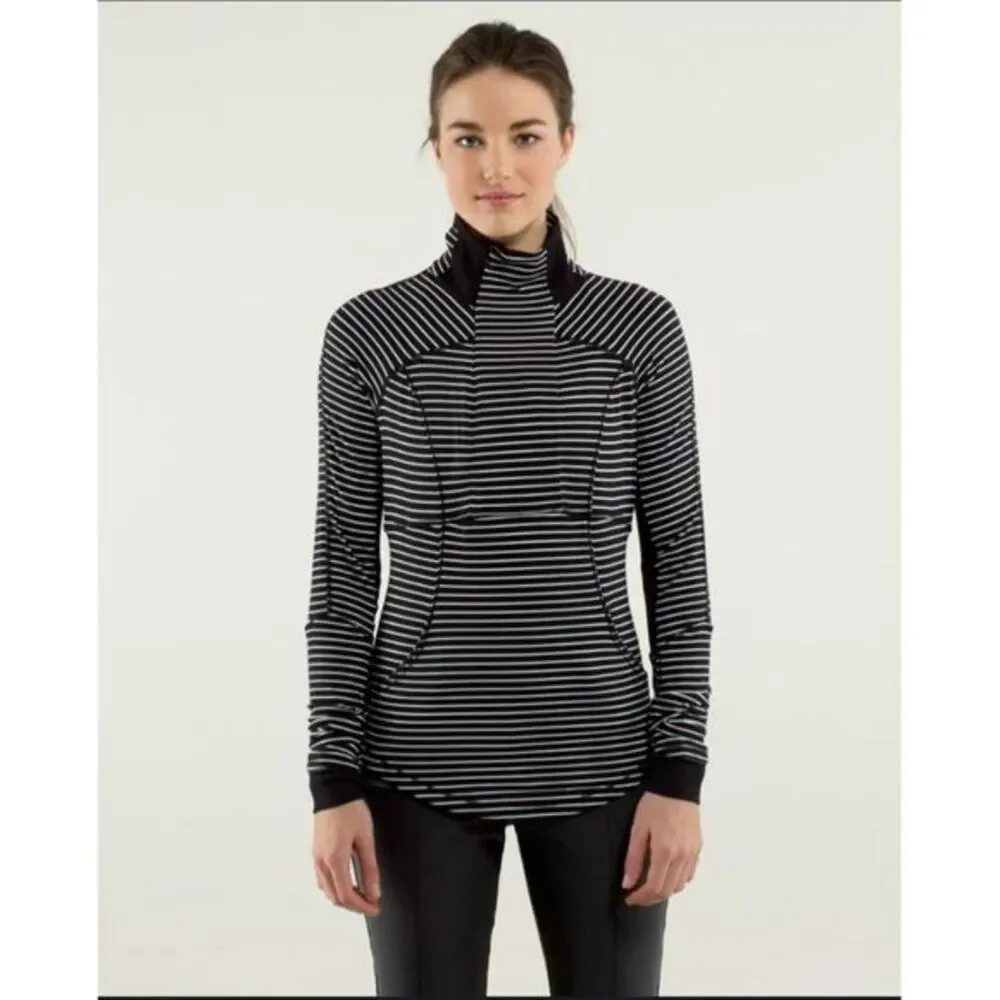 Lululemon Women Sz 2 Base Runner 1/2 Zip Black White Running Top‎ Pullover